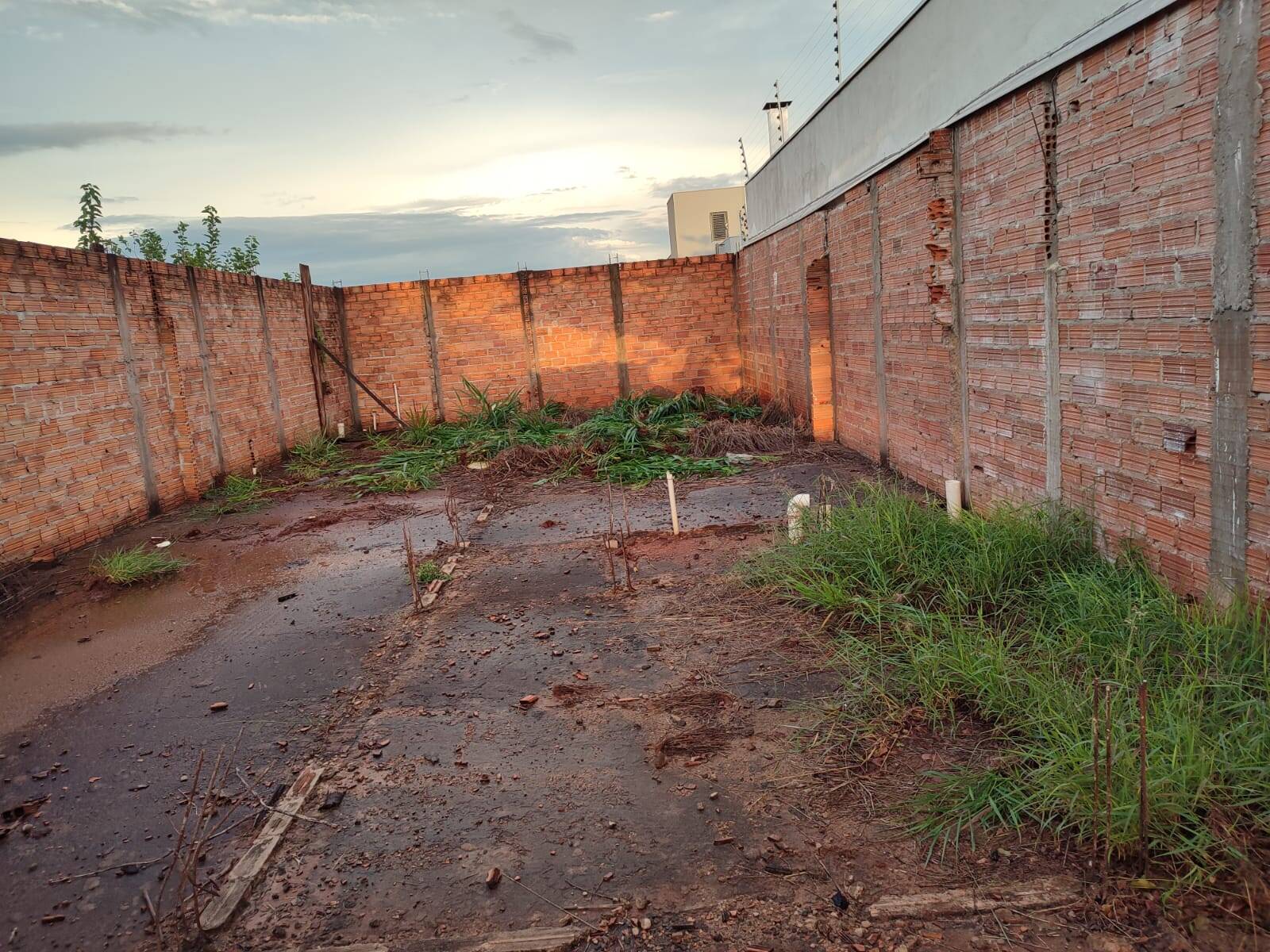 #102 - Área para Venda em Maringá - PR