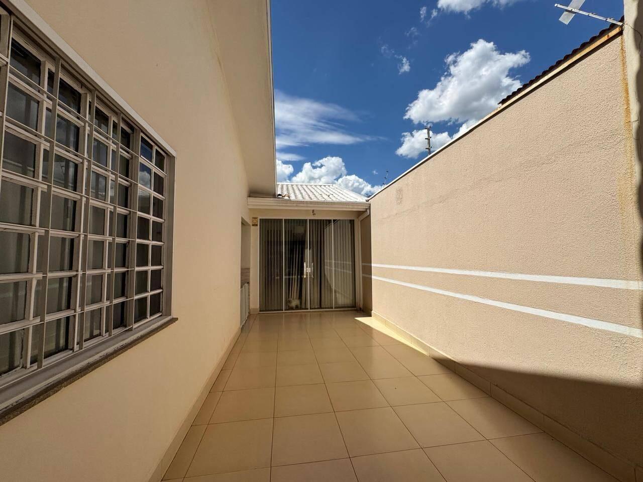 #120 - Casa para Venda em Maringá - PR