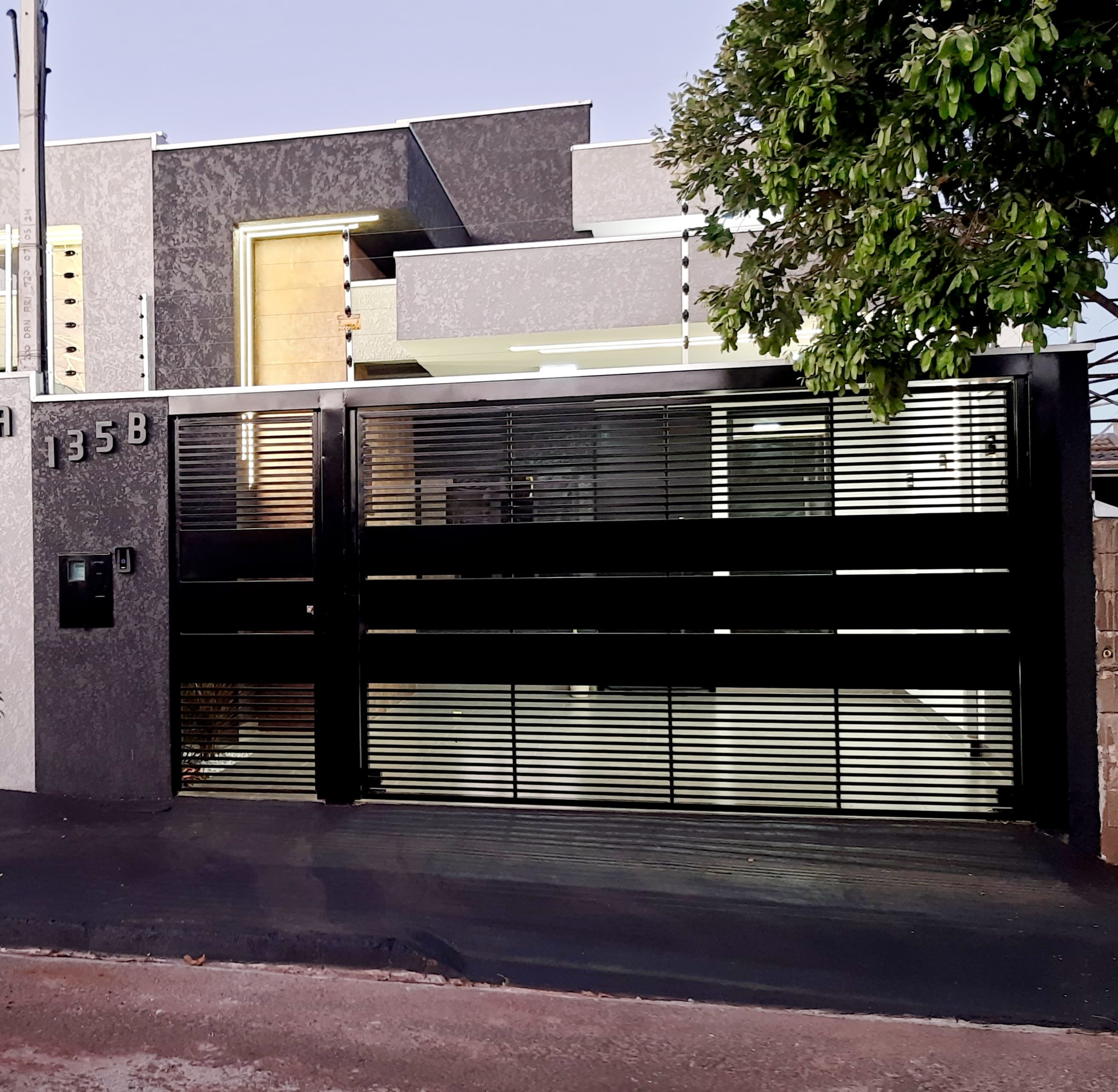 #121 - Casa para Venda em Sarandi - PR