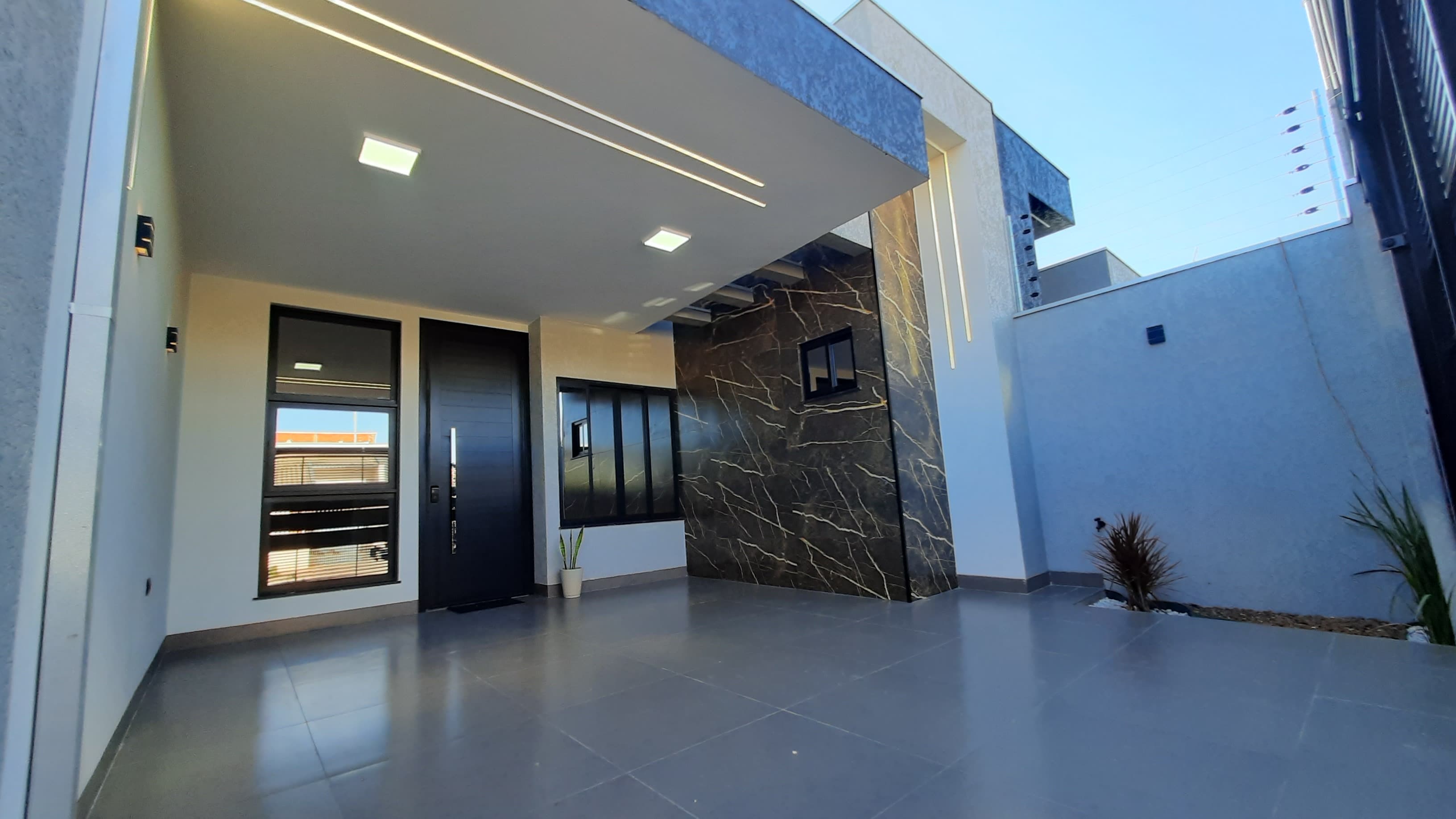 #131 - Casa para Venda em Sarandi - PR