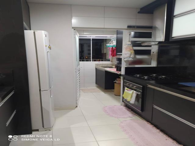 #20 - Apartamento para Venda em Maringá - PR - 3