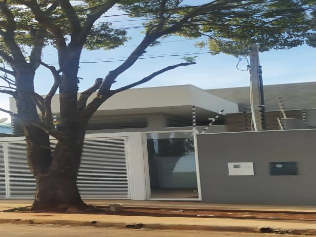 #42 - Casa para Venda em Maringá - PR - 2