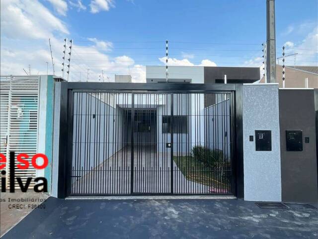 #93 - Casa para Venda em Sarandi - PR - 1