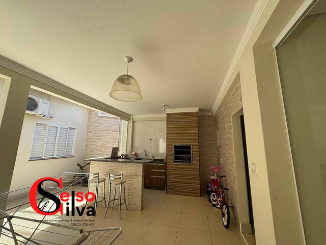 #120 - Casa para Venda em Maringá - PR