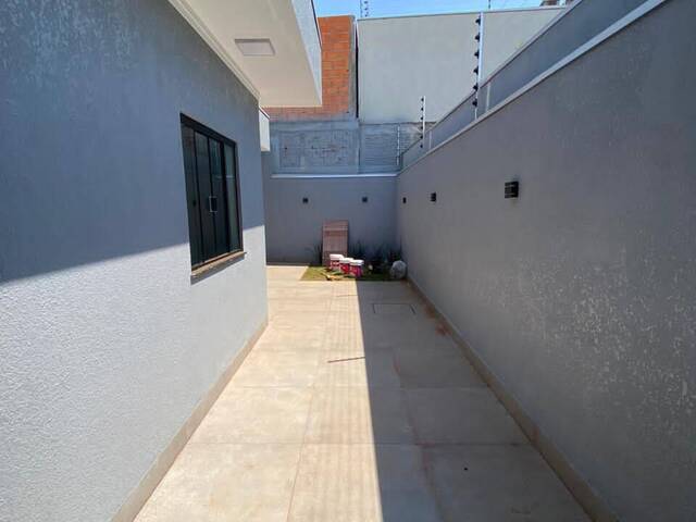 #125 - Casa para Venda em Sarandi - PR - 2